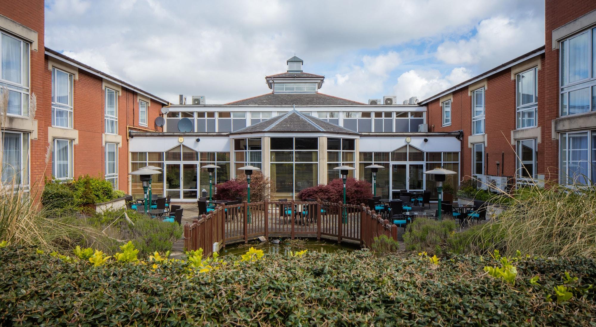 Hilton Northampton Hotel Εξωτερικό φωτογραφία