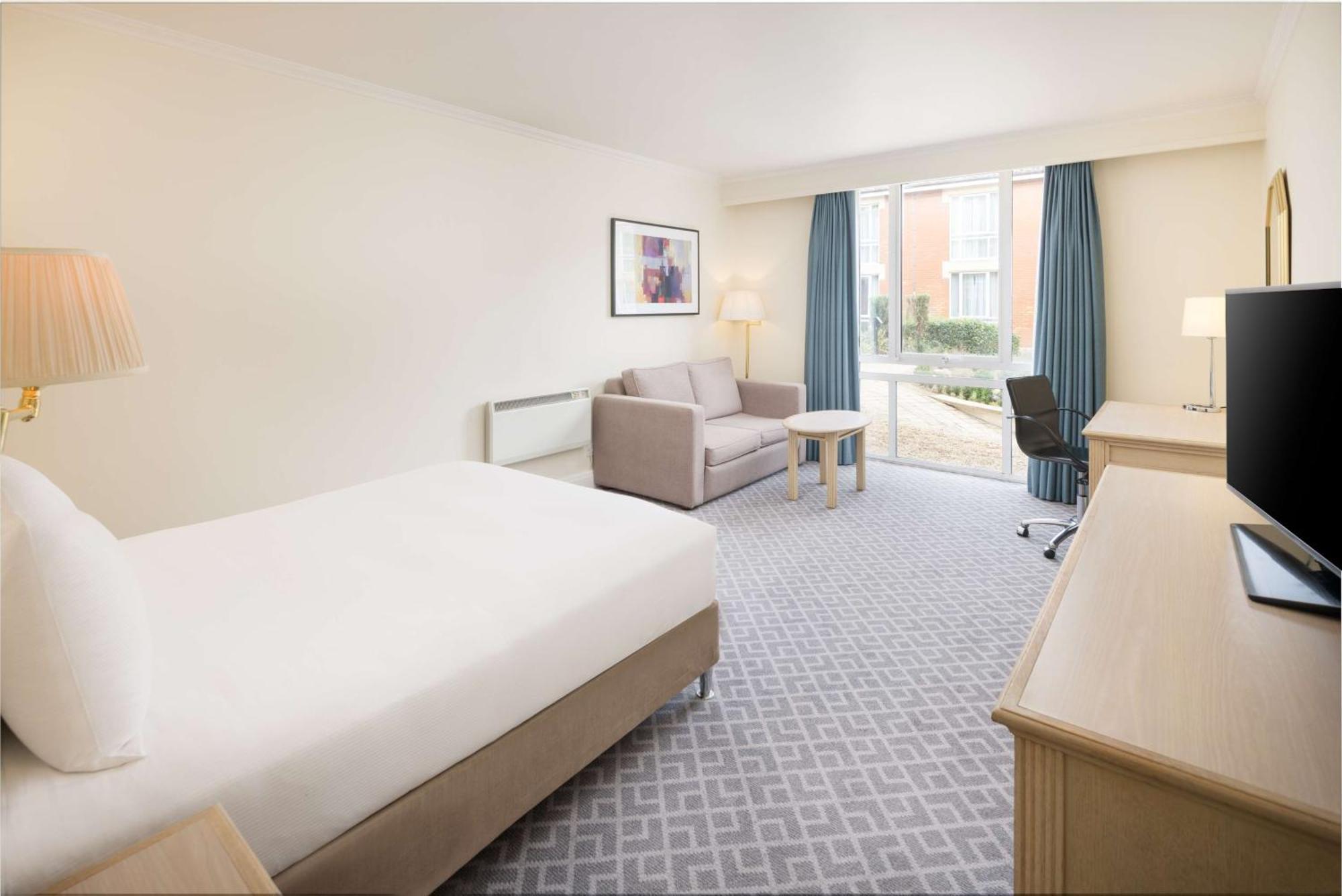 Hilton Northampton Hotel Εξωτερικό φωτογραφία