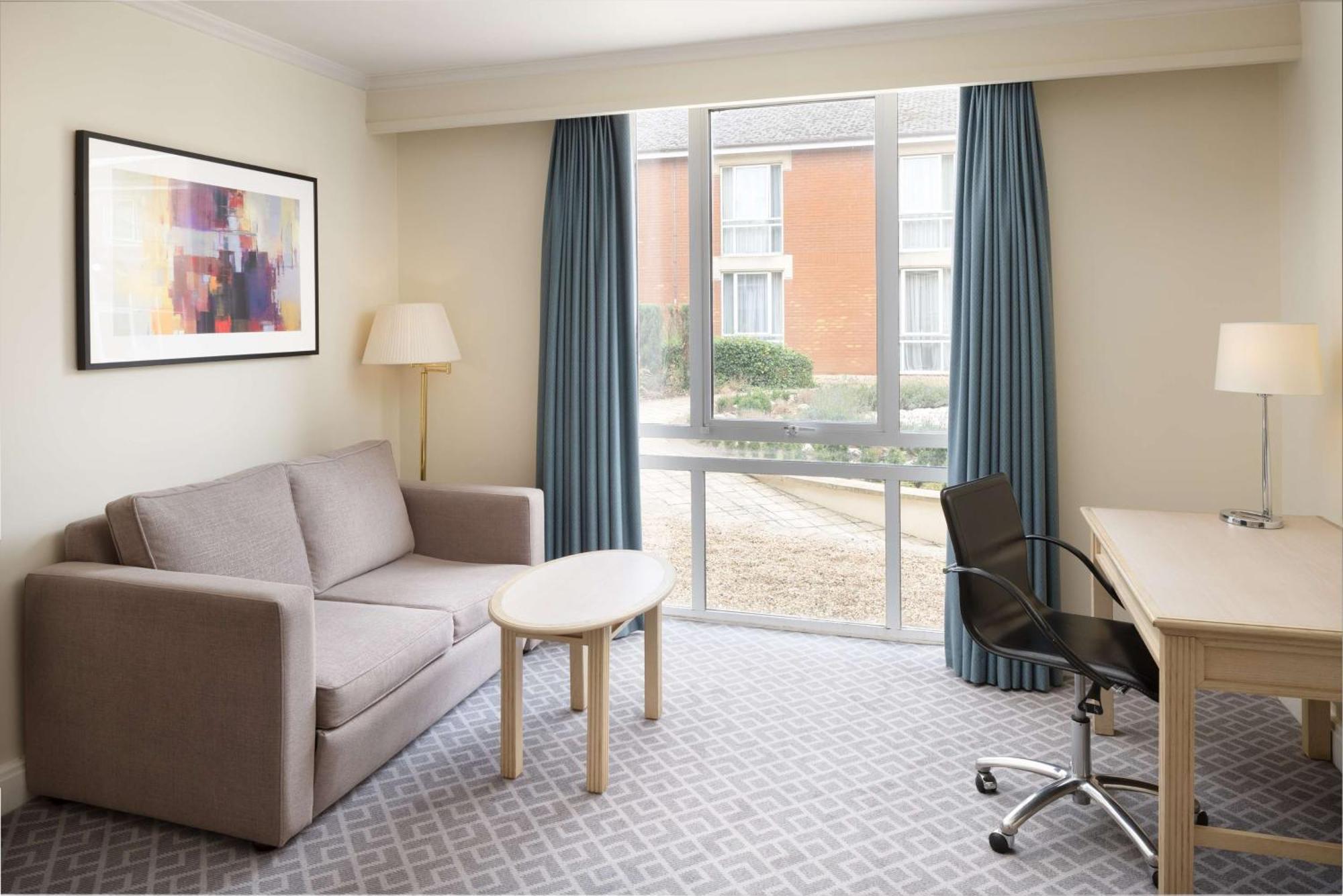 Hilton Northampton Hotel Εξωτερικό φωτογραφία