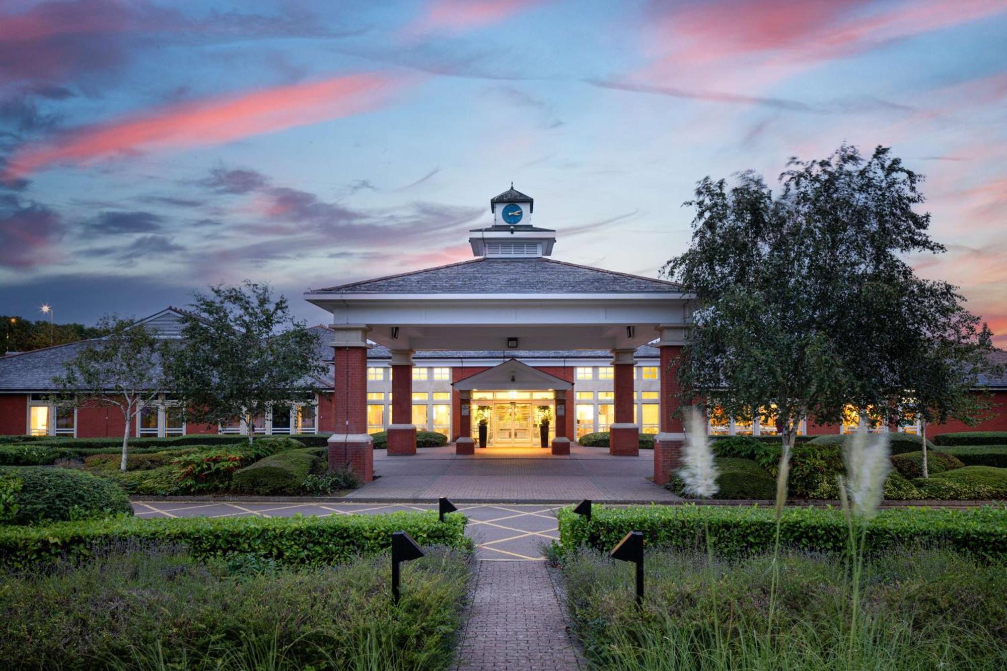 Hilton Northampton Hotel Εξωτερικό φωτογραφία